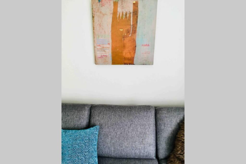 Large Family Retro Flat In City Center- Large Terrace & Garden View, Free Parking Luxemburg Buitenkant foto